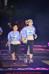 BIB: 
                            <button type="button" onclick="openModal(25219623)" class="btn btn-primary btn-sm float-right btn-popup" data-toggle="modal" data-target=".modal-high-quality">
                        <i class="fas fa-shopping-cart"></i> Add to Cart
                    </button>
                                            <button type="button" onclick="isThisMe(25219623, true)" class="btn btn-success btn-sm float-right btn-popup btn-isme hidden" data-toggle="tooltip" data-placement="bottom" title="นี่คือรูปของคุณใช่ไหม คลิกที่นี่เพื่อเอาเข้าอัลบั้ม">
                        <i class="fas fa-plus"></i> Add to album
                    </button>
                    <button type="button" onclick="isThisMe(25219623, false)" class="btn btn-warning btn-sm float-right btn-popup btn-isnotme hidden">
                        <i class="fas fa-ban"></i> Remove from album
                    </button>